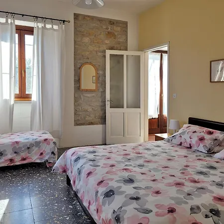 Casa Gillo In Cascina Marenco Langhe *