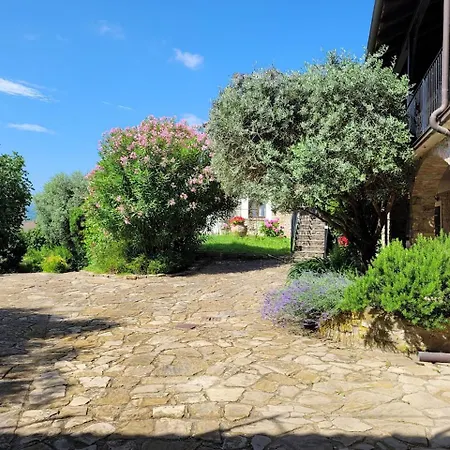 Casa Gillo In Cascina Marenco Langhe Cessole