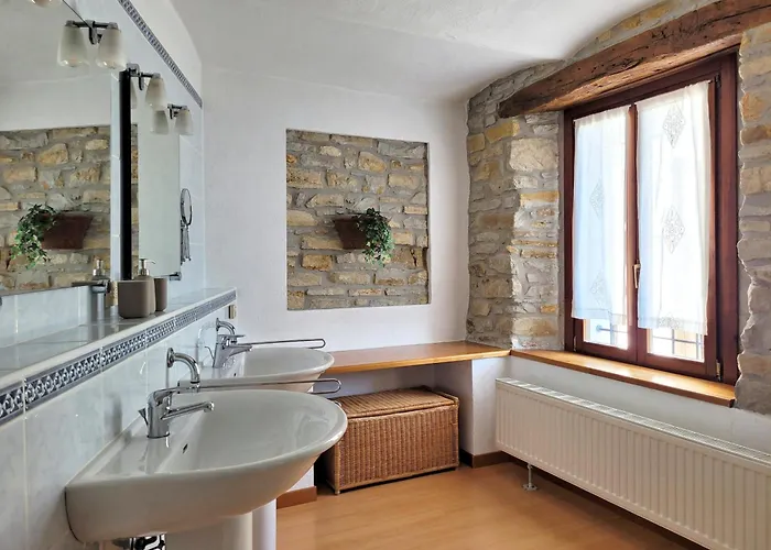 Casa Gillo In Cascina Marenco Langhe Cessole
