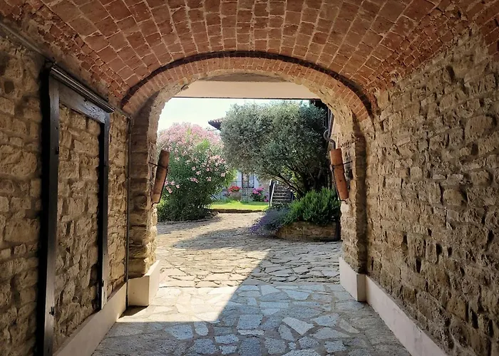 Casa Gillo In Cascina Marenco Langhe Apartmán *