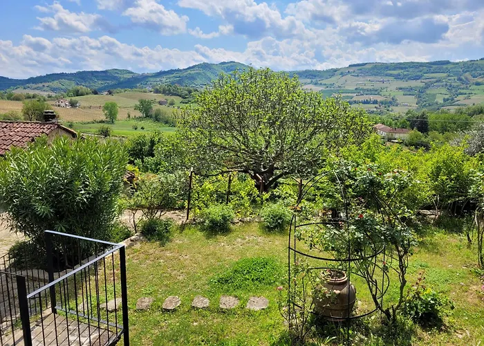 Casa Gillo In Cascina Marenco Langhe *
