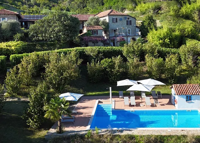 Casa Gillo In Cascina Marenco Langhe